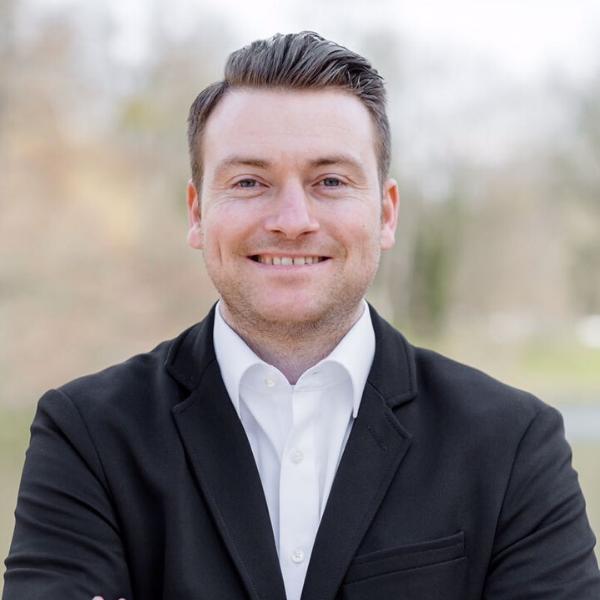 Dennis O'Hagan